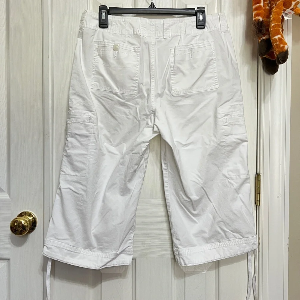 Coldwater Creek White Capris - Picture 2 of 5